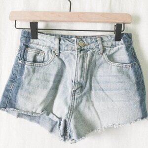 Forever 21 shorts womens 25 light--wash blue jean shorts cut-off two-tone